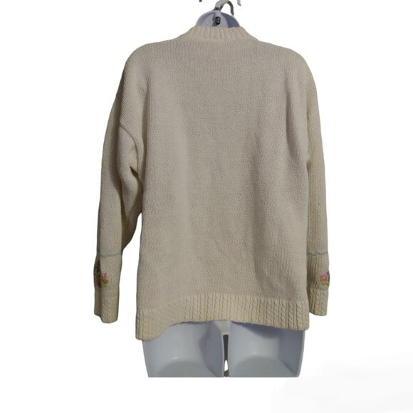 Vintage Cottagecore White Knit Sweater - Picture 2 of 12
